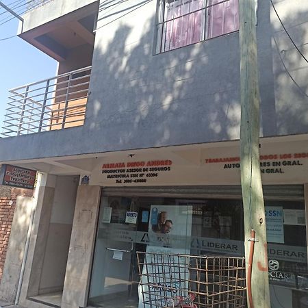 Hospedaje Turisticos. Libertador General San Martín Exterior foto